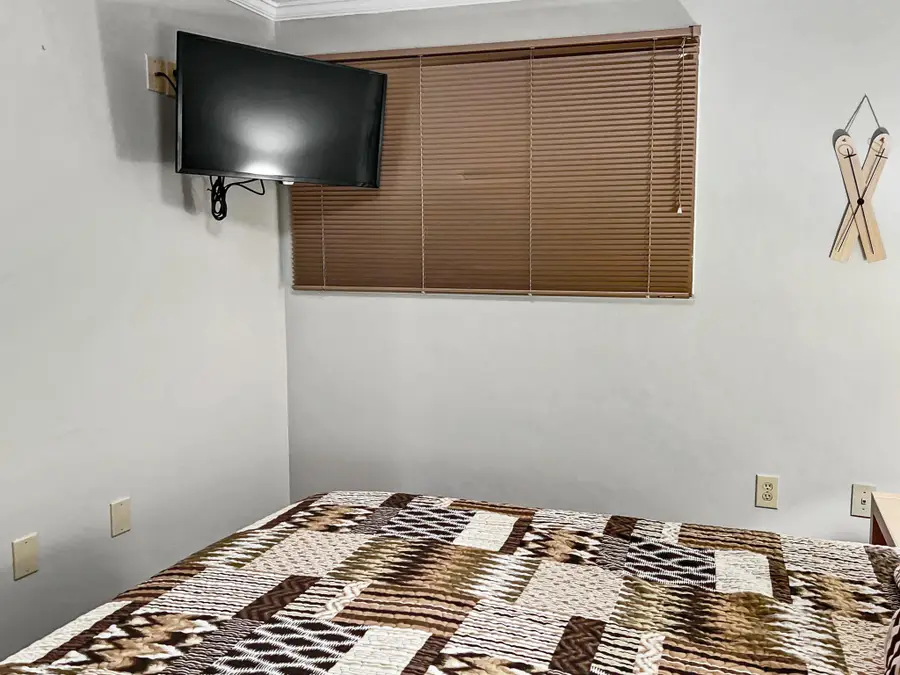 309 Mountain Lodge, Snowshoe, WV 26209 - Image #3