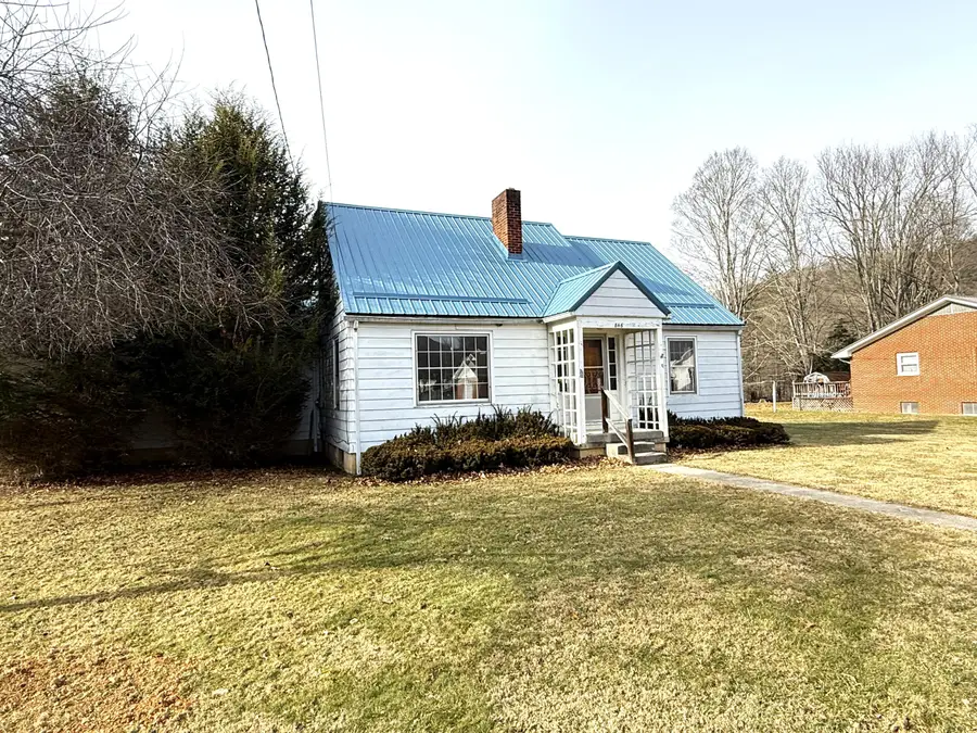 846 13th Ave, Marlinton, WV 24954 - Image #2