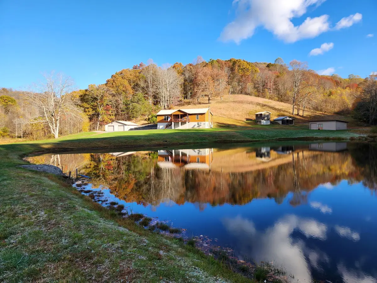 10571 Leonard Cordova Rd, Renick, WV 24966 - Image #1
