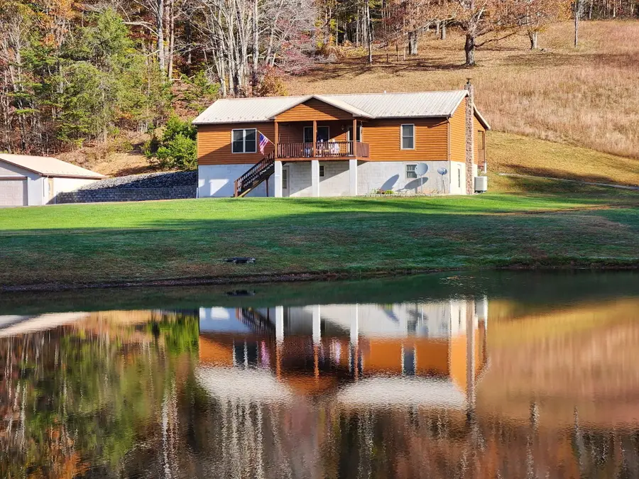 10571 Leonard Cordova Rd, Renick, WV 24966 - Image #2