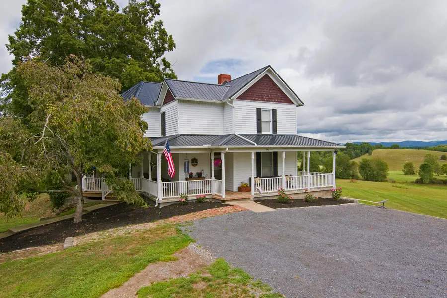 420 Fort Springs Rd, Sinks Grove, WV 24970 - Image #2