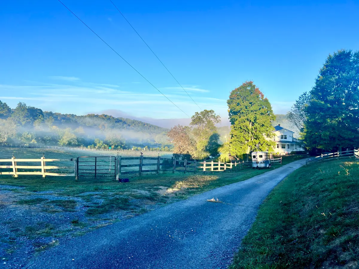 35 Ben Vass Rd, Ballard, WV 24918 - Image #1