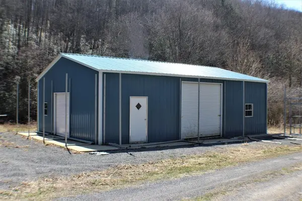 4106 Pocahontas Hwy, Marlinton, WV 24954