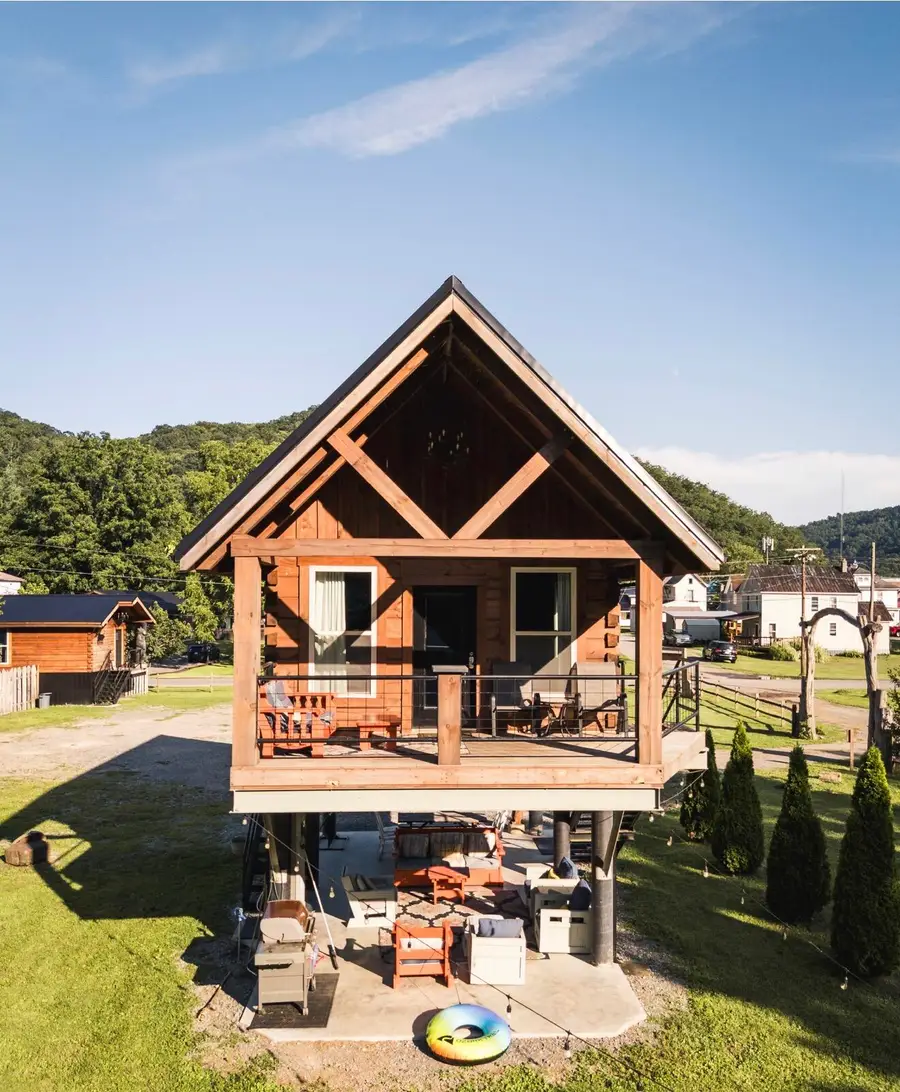 620 1st Ave, Marlinton, WV 24954 - Image #2