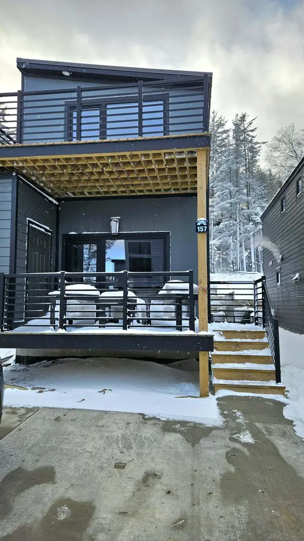 157 Meadows Dr., Snowshoe, WV 26209