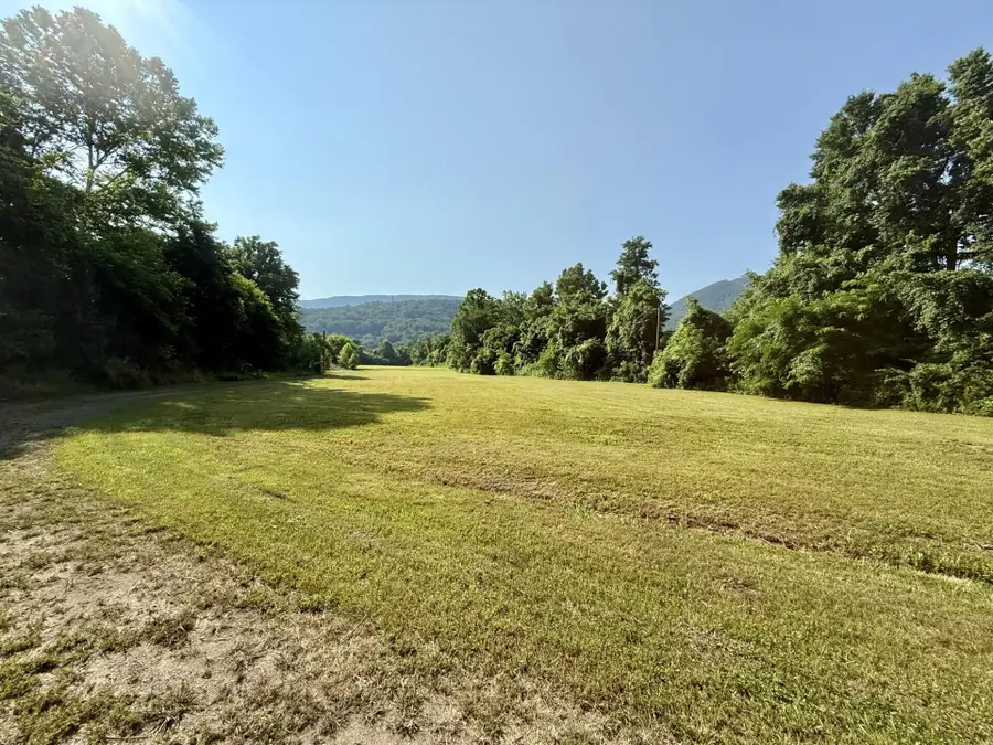 Hwy 460 Virginia Avenue, Narrows, VA 24124 - Image #2