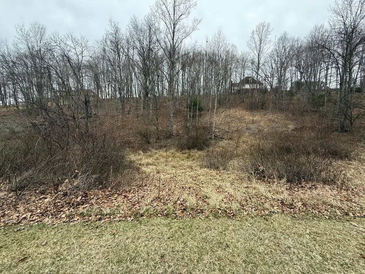 626 Quail Valley Dr, Princeton, WV 24740 - Image #1