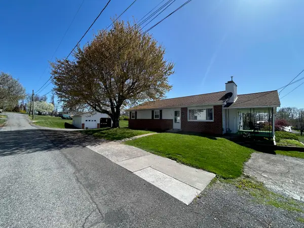 470 Baker St, Lewisburg, WV 24901