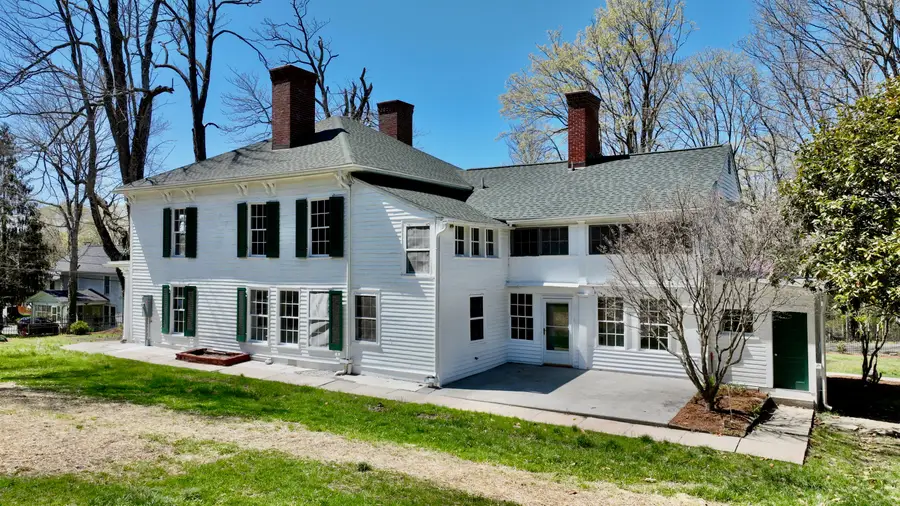 1335 Washington St E, Lewisburg, WV 24901 - #3