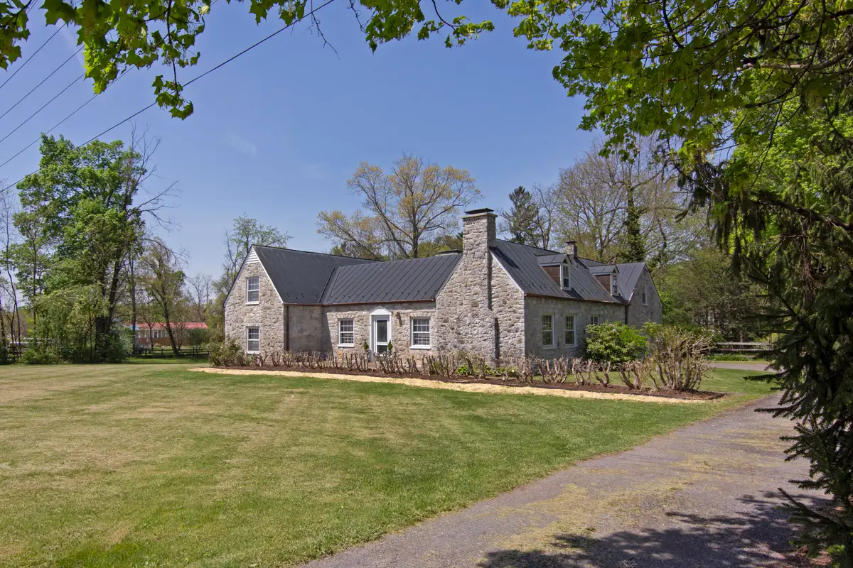 8789 S Seneca Trl, Ronceverte, WV 24970 - #1