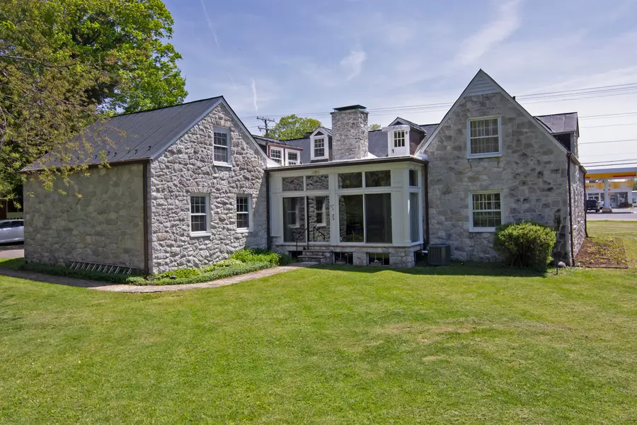 8789 S Seneca Trl, Ronceverte, WV 24970 - #3