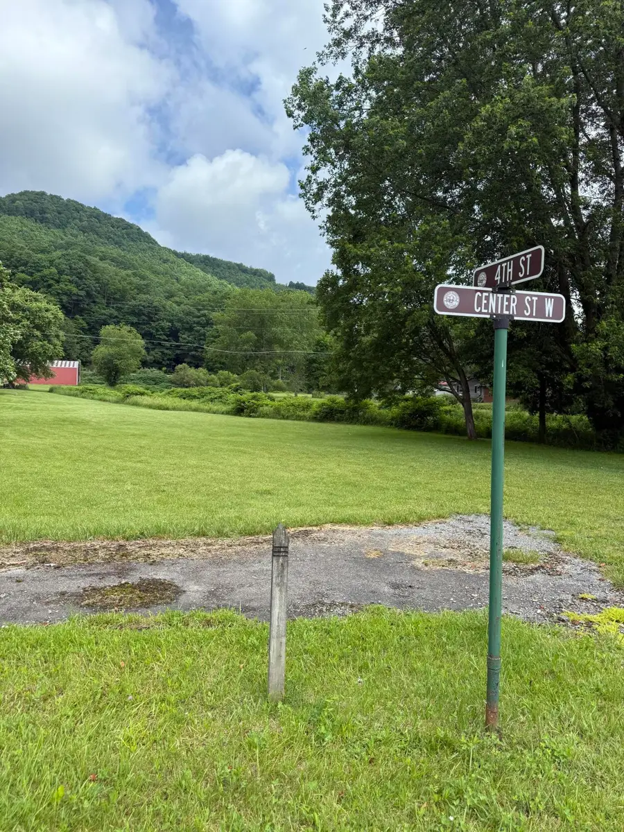 4th St, Rainelle, WV 25962 - Image #3