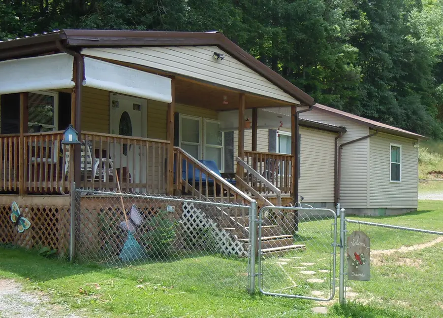 232 Greenbrier Hl, Marlinton, WV 24954 - #3