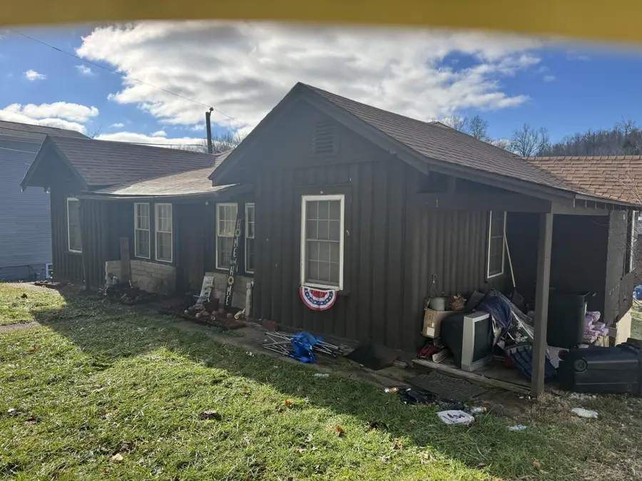 1145 Waco Rd, Huntington, WV 25704 - #3