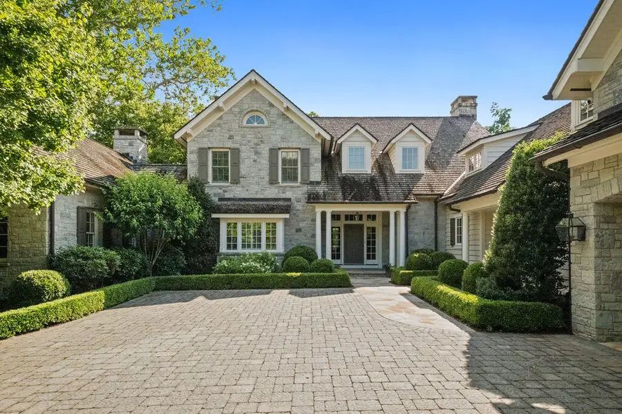 394 Cottage Ln, White Sulphur Springs, WV 24986 - #2