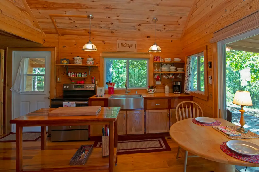 823 Pete Amos Rd, Lindside, WV 24951 - Image #2