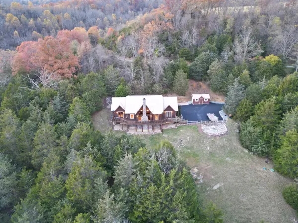 2288 Mountain View Ln, Union, WV 24983