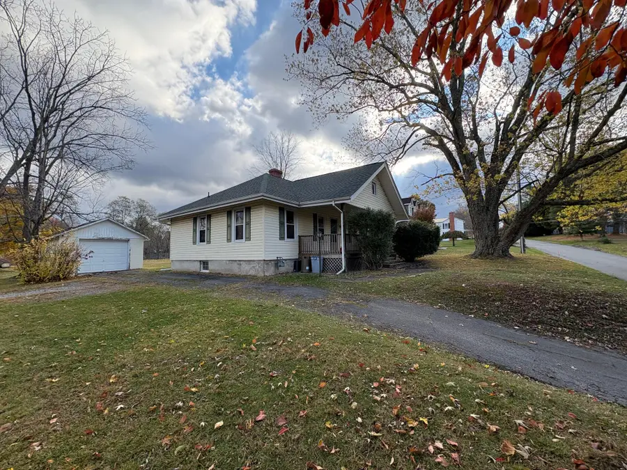 177 Lipps Rd, Lewisburg, WV 24901 - Image #2