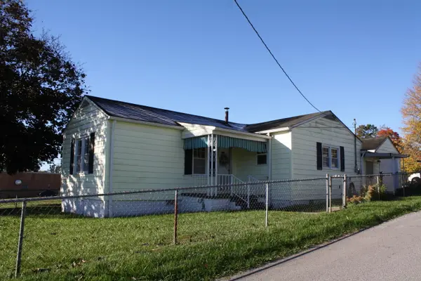 111 Meador Ln, Shady Spring, WV 25918