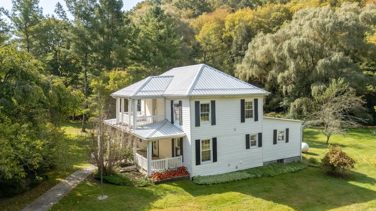 8552 Sweet Springs Valley Rd, Gap Mills, WV 24941 - Image #1