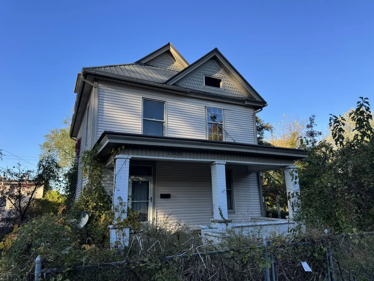 1908 12th Ave, Huntington, WV 25701 - Image #1