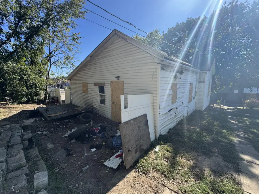 1612 Washington St W, Charleston, WV 25387 - Image #2