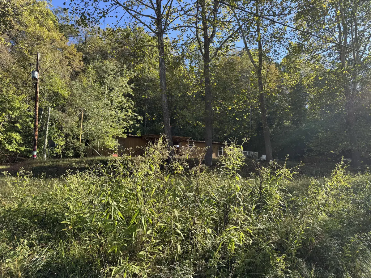 1800 Walgrove Rd, Elkview, WV 25071 - Image #1