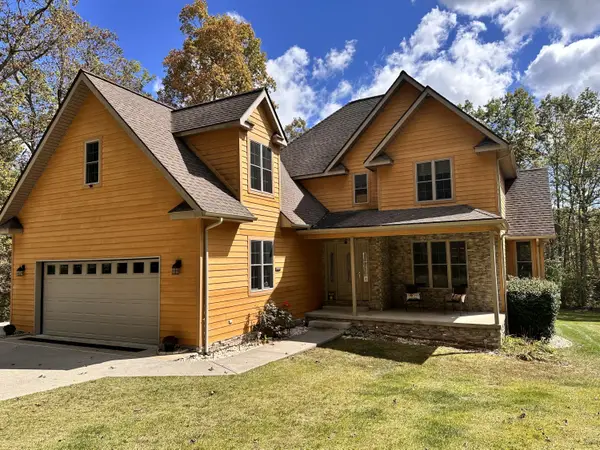 220 S Ridgeview Drive, Cool Ridge, WV 25825