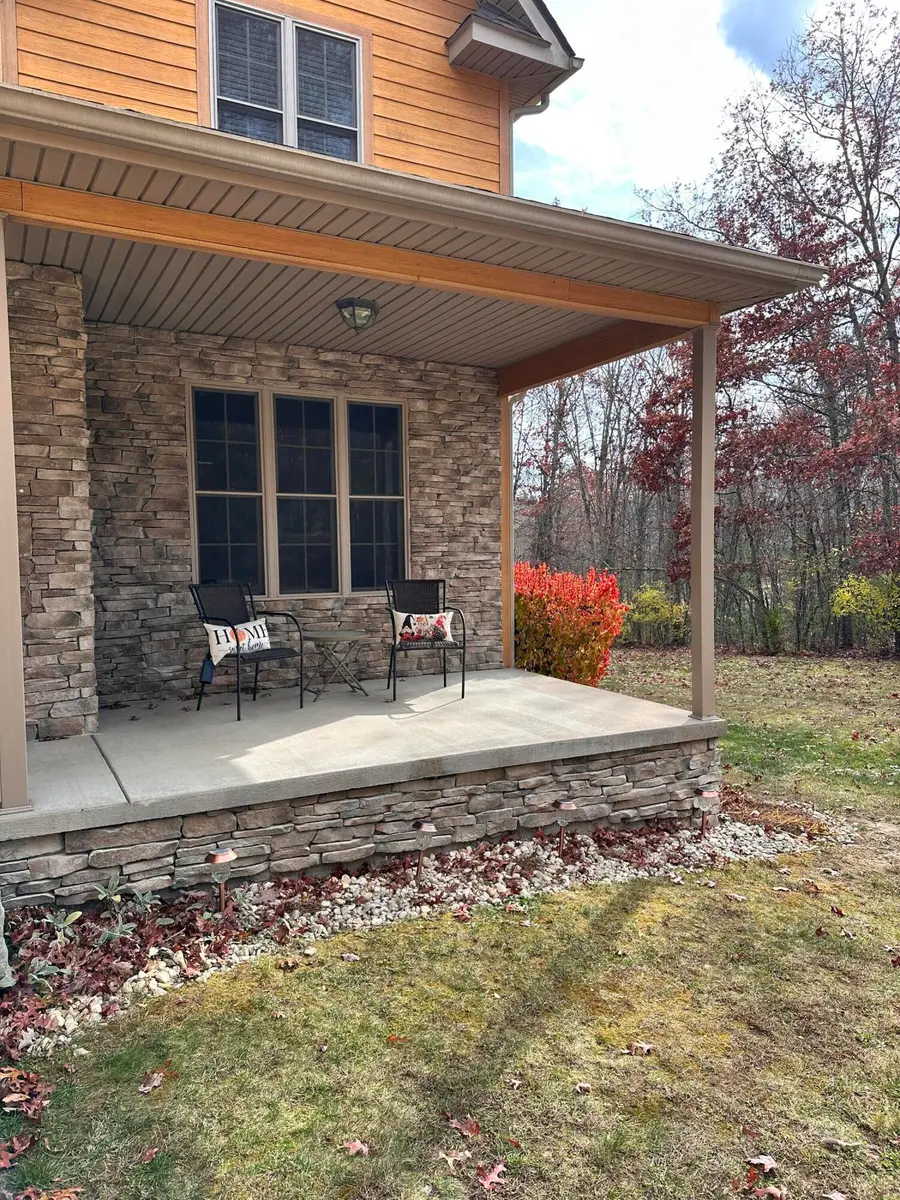 220 S Ridgeview Drive, Cool Ridge, WV 25825 - Image #2