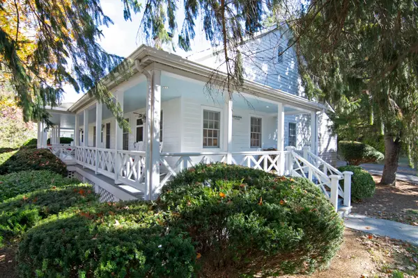 6333 Springhouse Ln, White Sulphur Springs, WV 24986