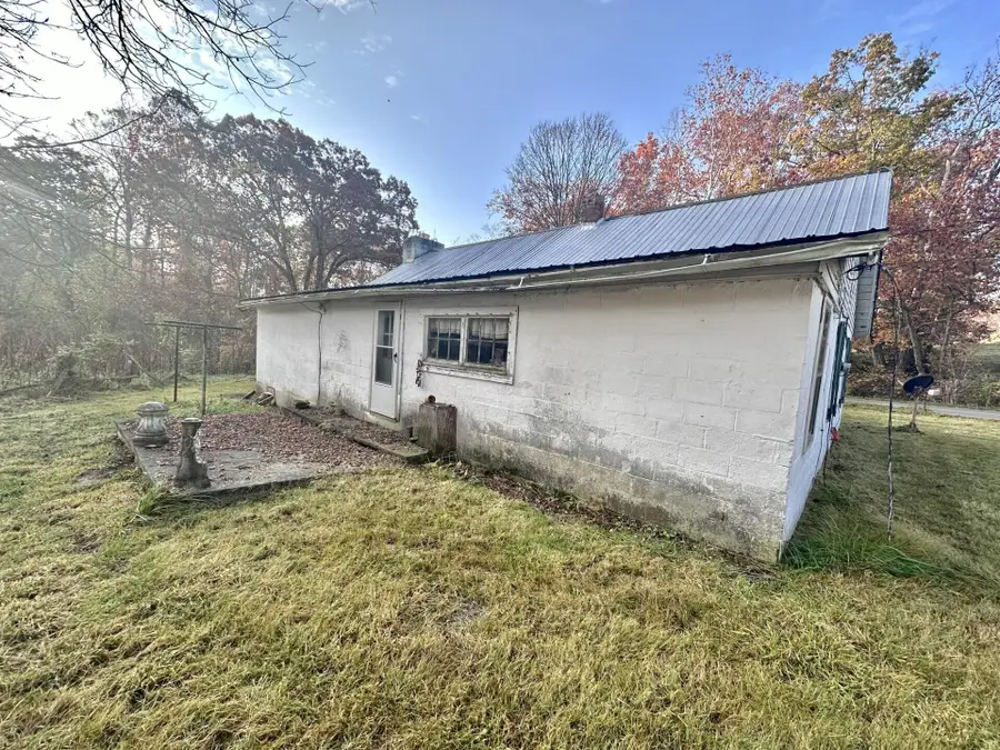 1250 Bozoo Rd, Peterstown, WV 24963 - Image #3