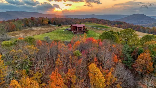 3106 Mac-o-cheek Way, Slatyfork, WV 26291