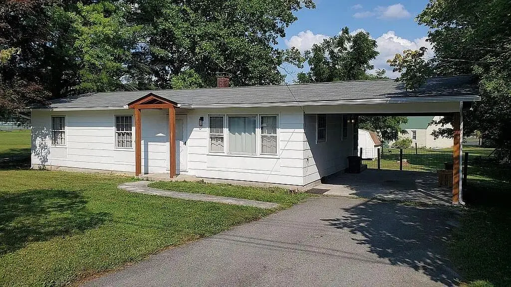 197 Seventh Street, Rupert, WV 25984 - Image #1