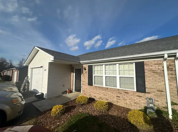 258 Village Dr, Lewisburg, WV 24901