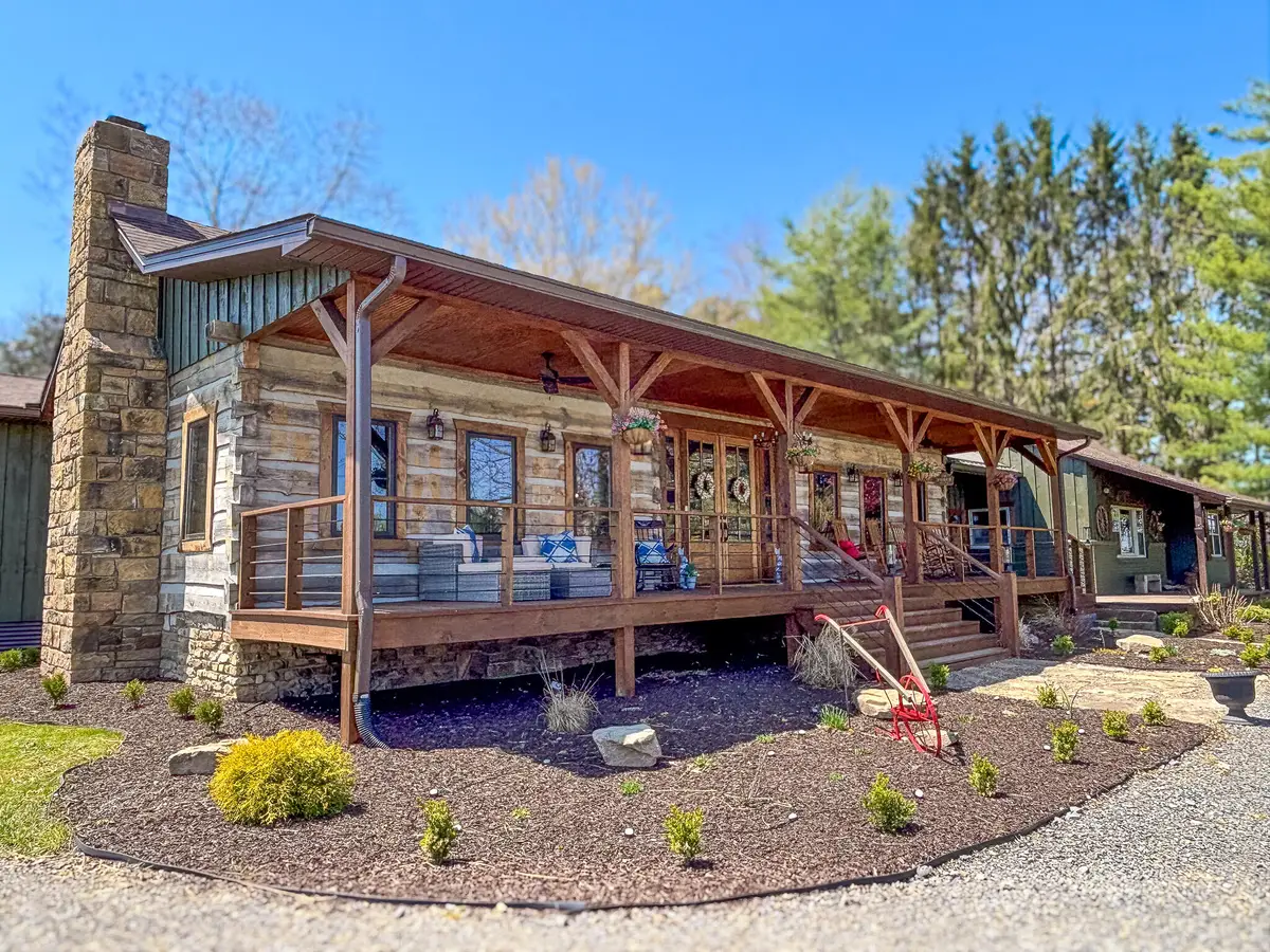 4609 Bozoo Rd, Peterstown, WV 24963 - Image #1