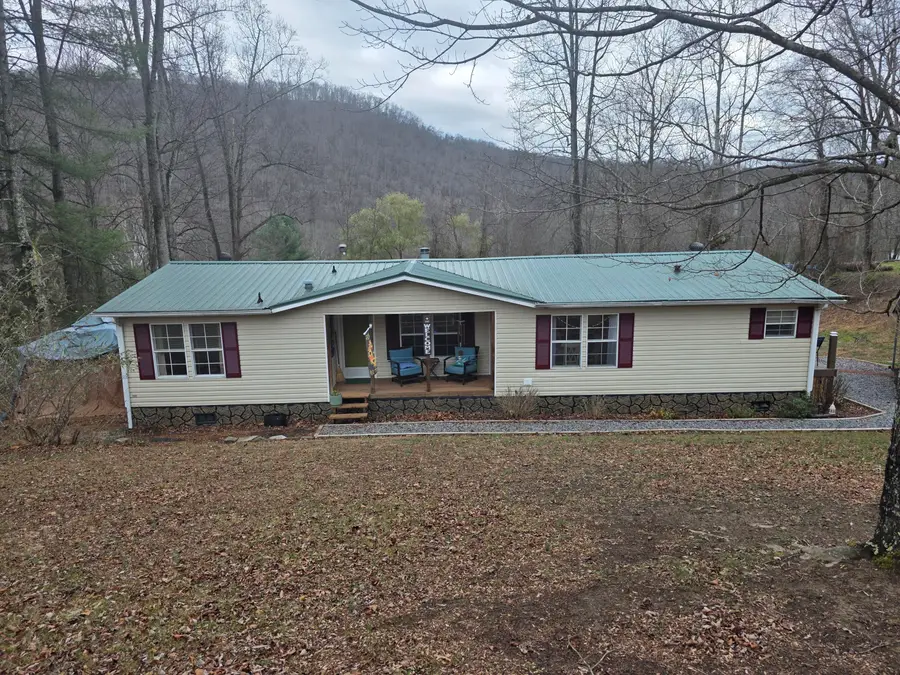 1103 Rockland Rd, Ronceverte, WV 24970 - Image #2