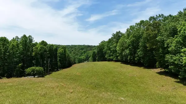 Flat Mountain Rd, Alderson, WV 24910