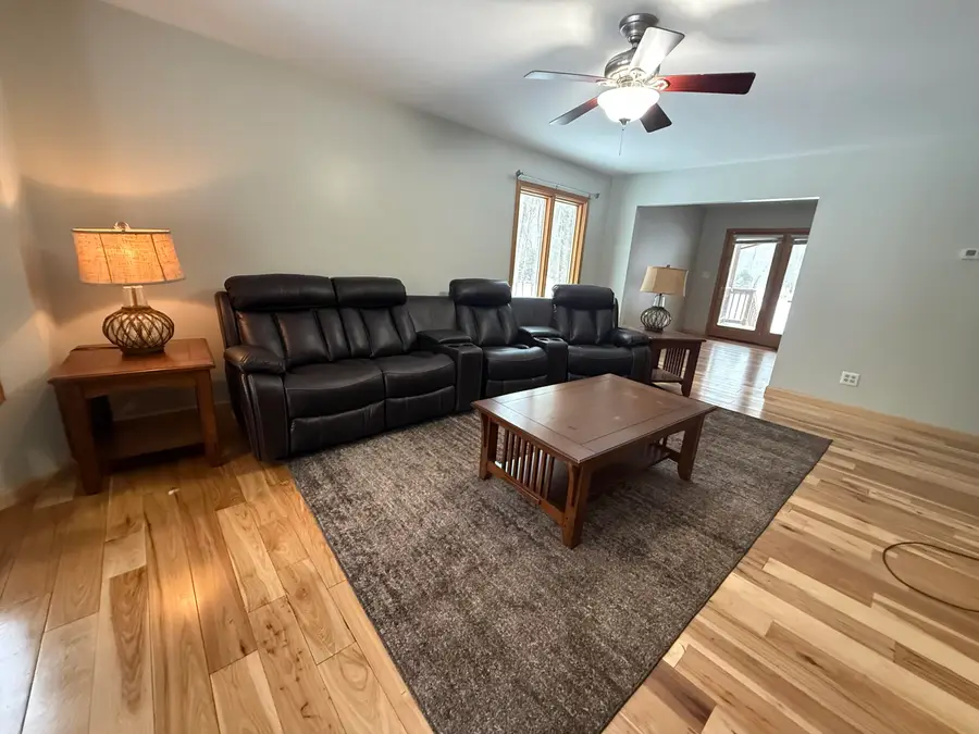 1133 Hunters Ridge Rd, Cass, WV 24927 - Image #2