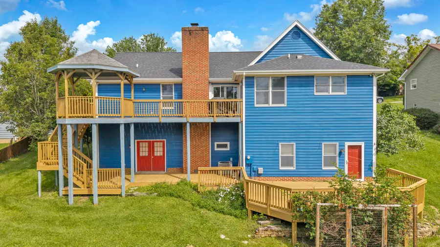 627 Crowfield Cir, Lewisburg, WV 24901 - #3