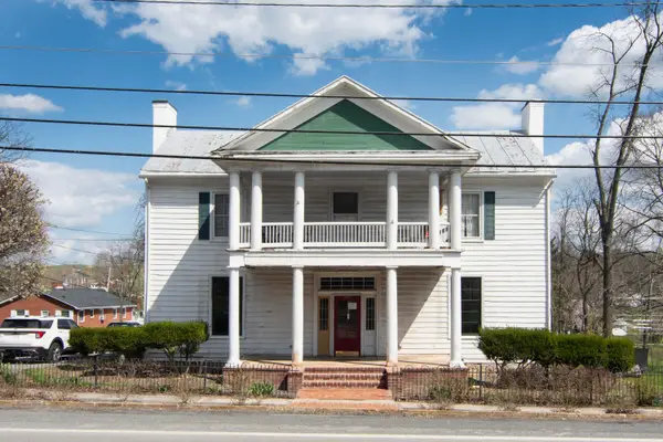 540 Main St, Union, WV 24983