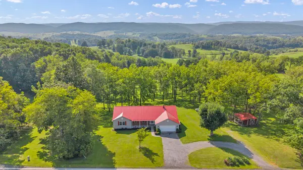 3190 Sweet Springs Valley Rd, Union, WV 24983