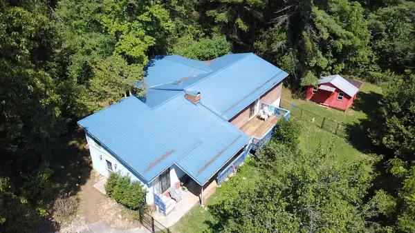 796 Piney Mountain Rd, Narrows, VA 24124