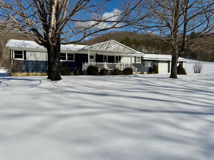 811 Harts Run Rd, Caldwell, WV 24925 - Image #2