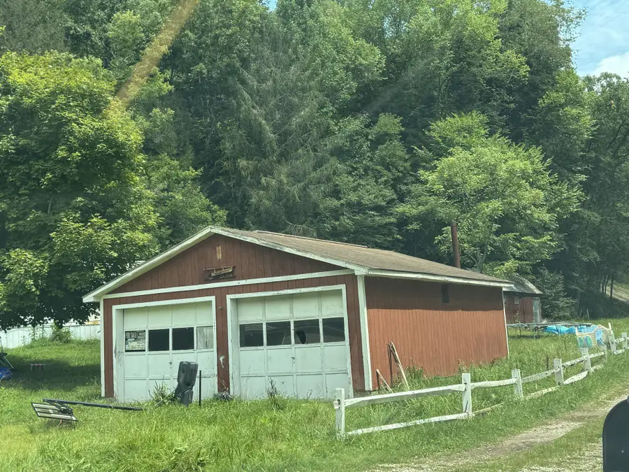 1061 Vandale Fork Rd, Spencer, WV 25276 - #3