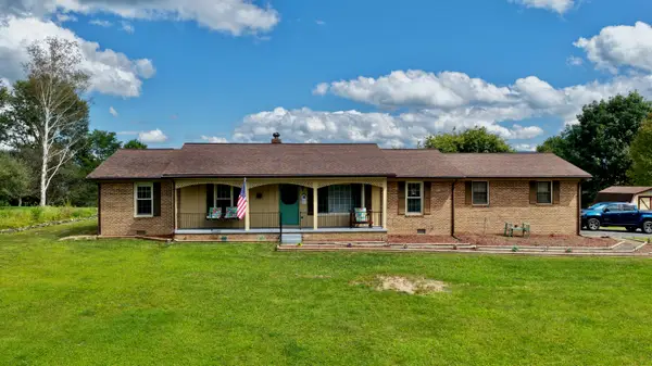 235 Long View Dr, Union, WV 24983