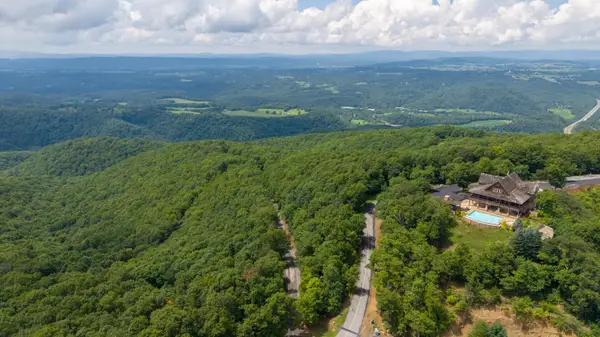 106 Withrow Lndg, Caldwell, WV 24925