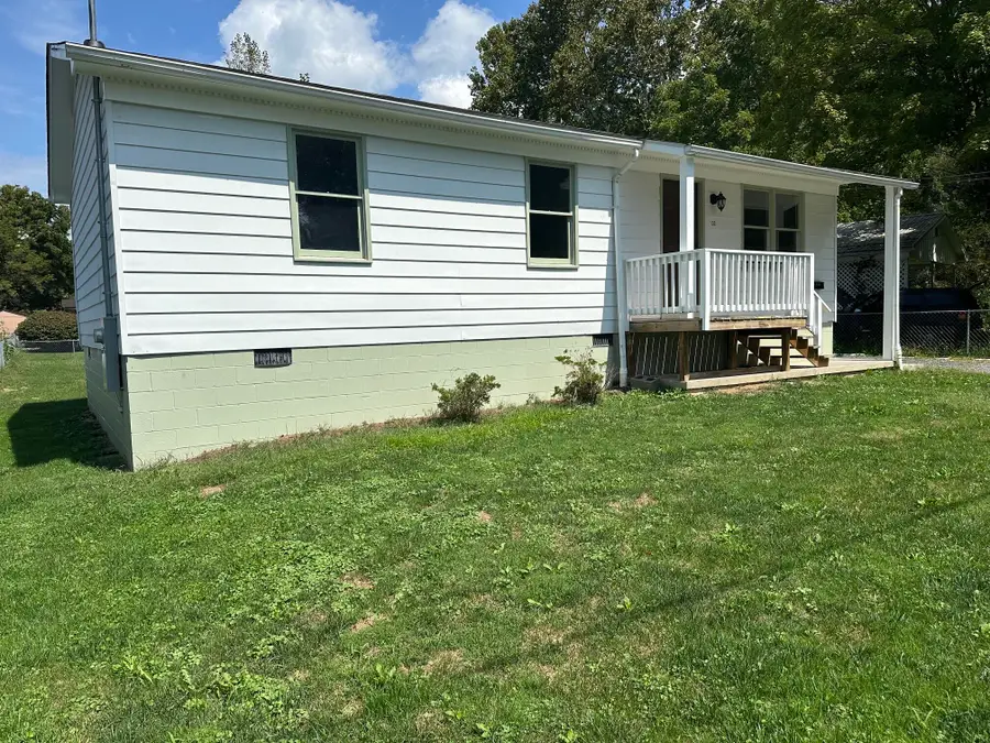 133 Oak St, White Sulphur Springs, WV 24986 - #2