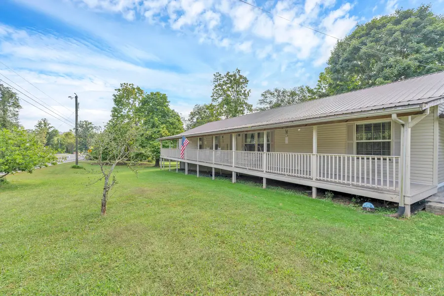 25 River Dr, Alderson, WV 24910 - #2