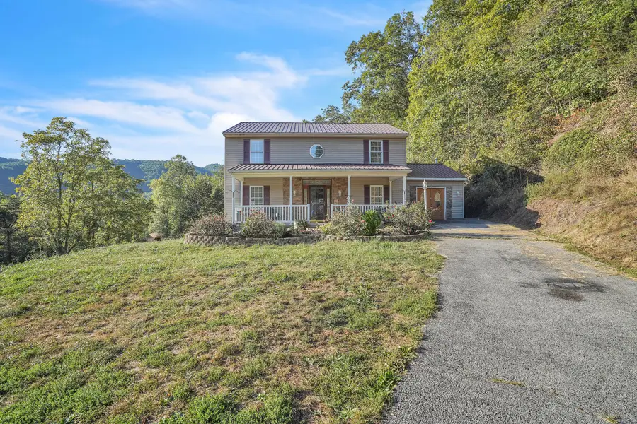 1000 Hungards Creek Rd, Alderson, WV 24910 - #2