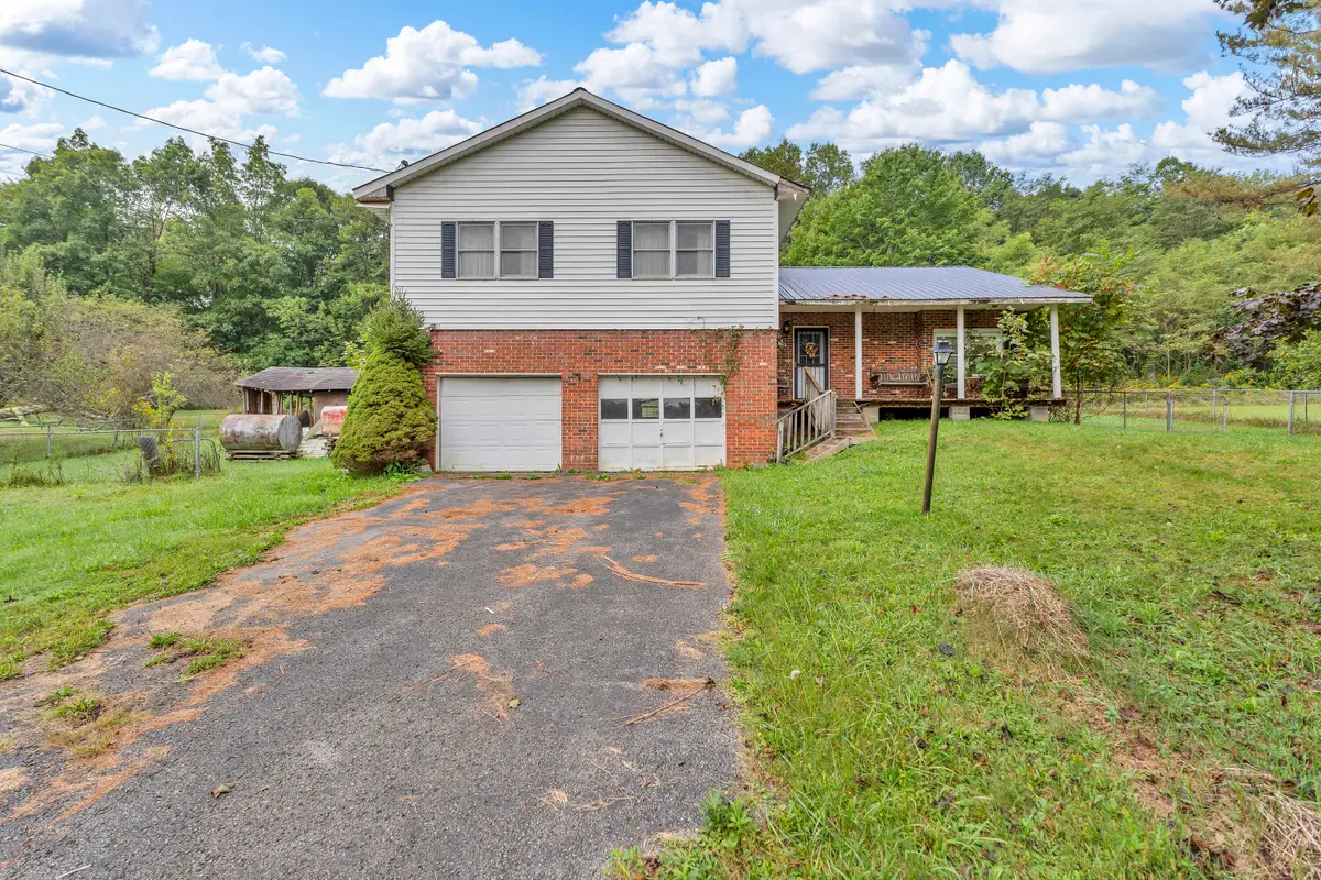 173 Cemetery Rd, Charmco, WV 25958 - #1